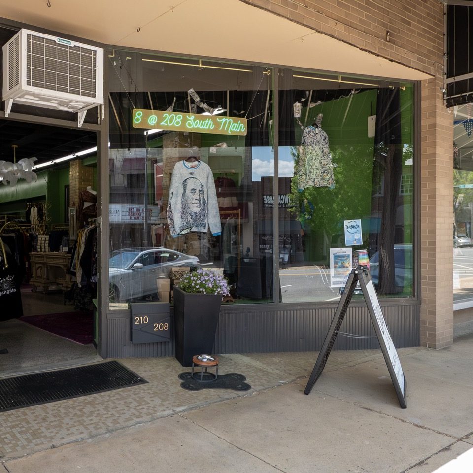 208 S MAIN Large